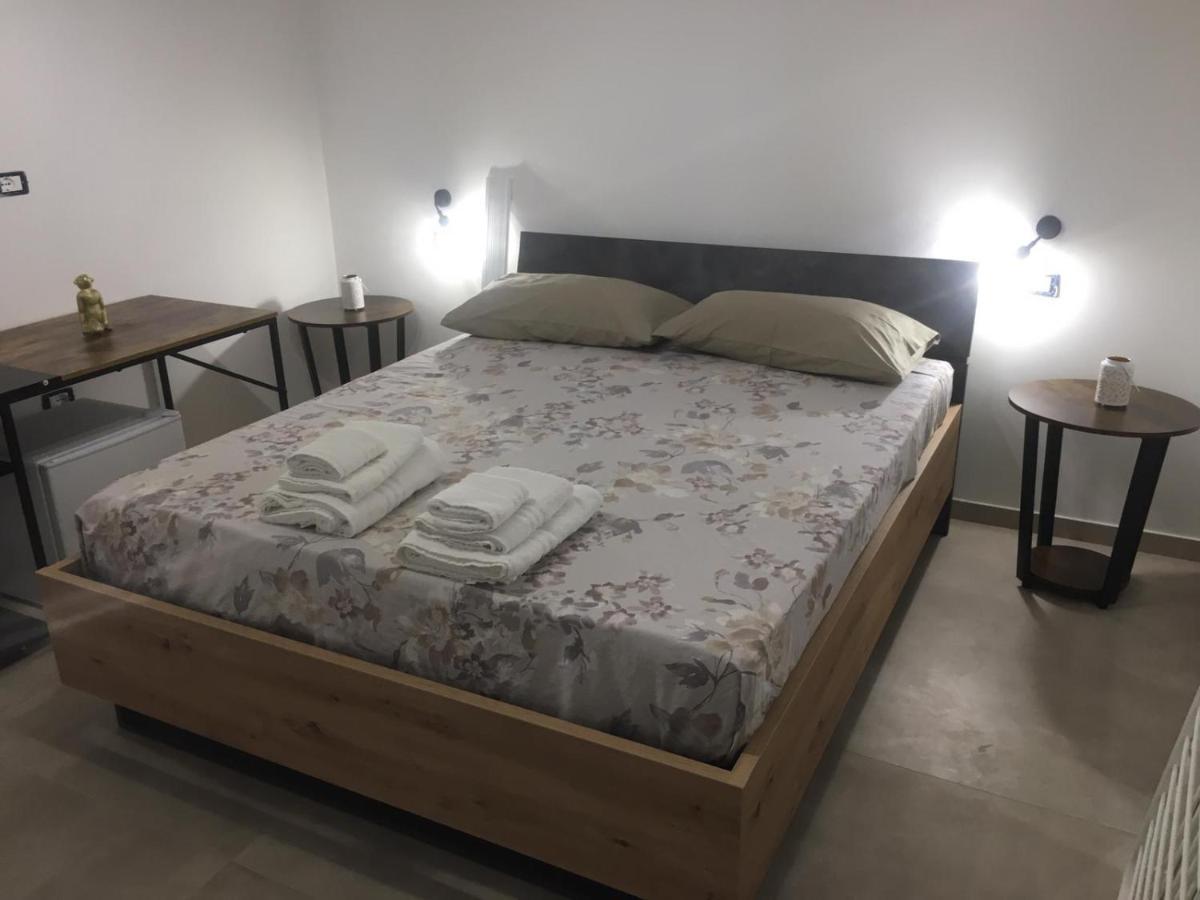 Lux Bed & Breakfast Taviano  Eksteriør bilde