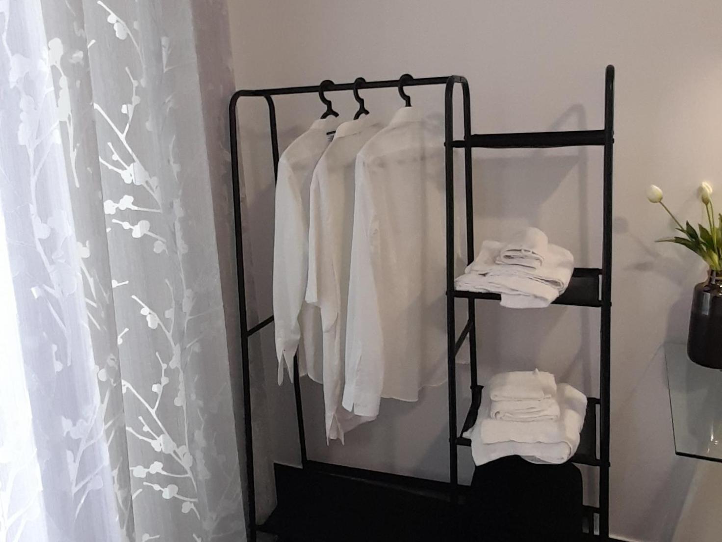 Lux Bed & Breakfast Taviano  Rom bilde
